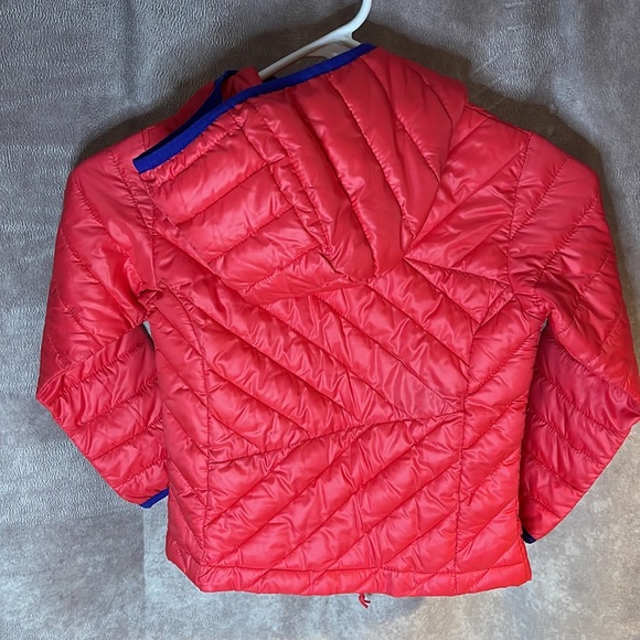 COLUMBIA - Picture 2 of 11